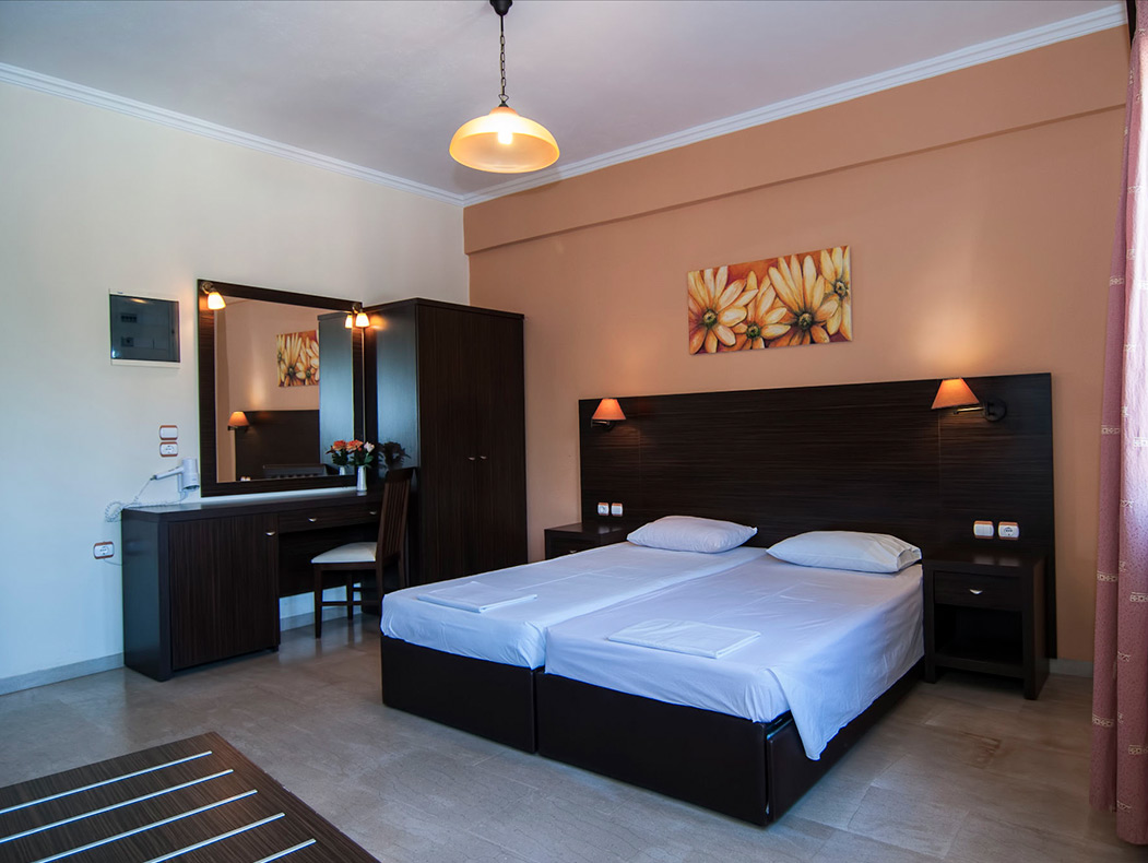 kefalonia_accommodation_skala_kefalonia_01.jpg